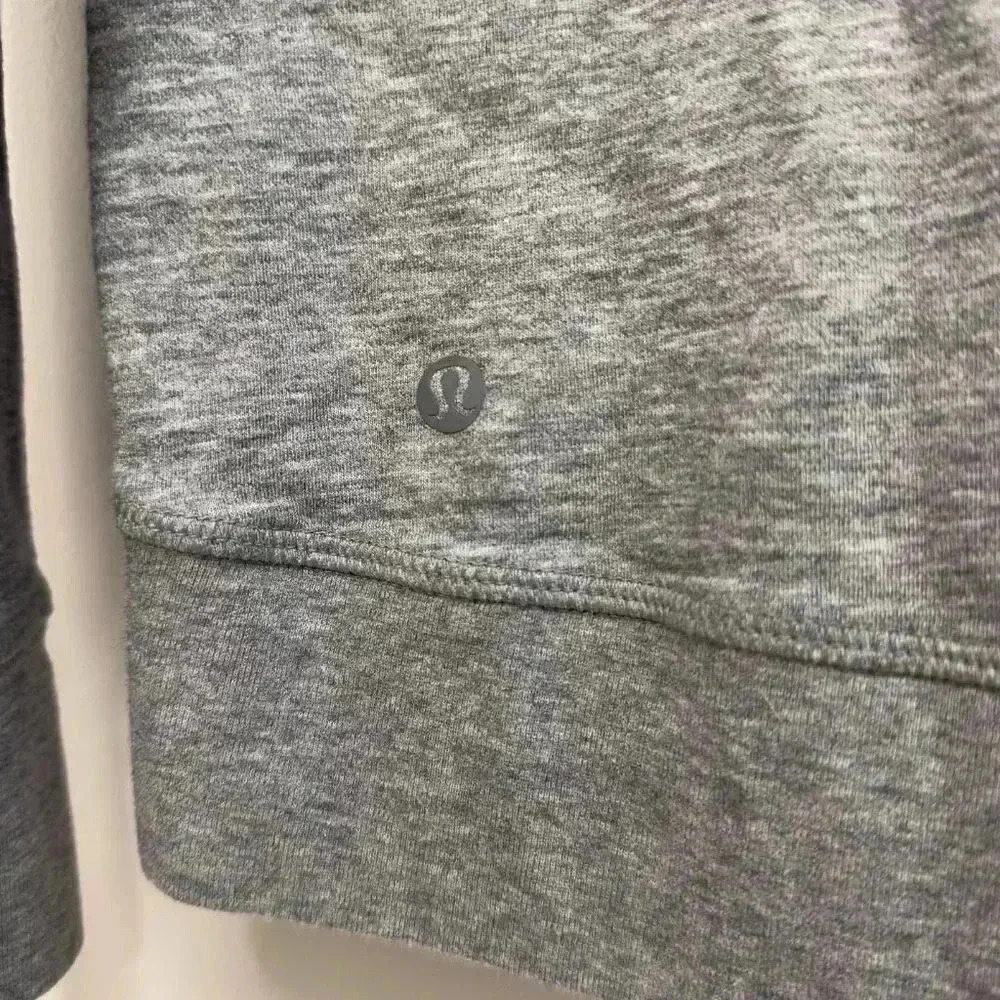 Lululemon In A Cinch Long Sleeve Pullover Sweater Reversible Grey Women's Medium - Picture 9 of 15